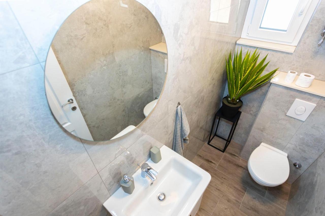 City Apartment Nora, Old Town Located, Free Parking Makarska Exterior photo